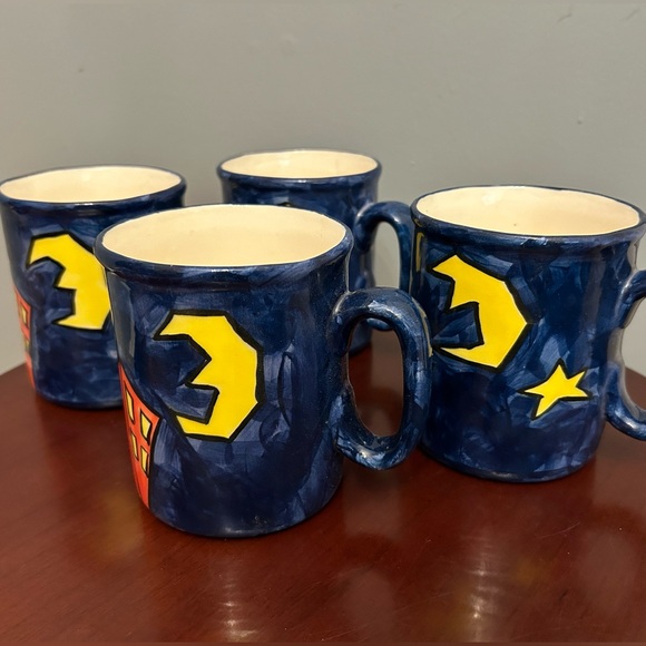 Set of 4 Vintage Carrie Wroot Ceramic Mugs - Picture 2 of 3